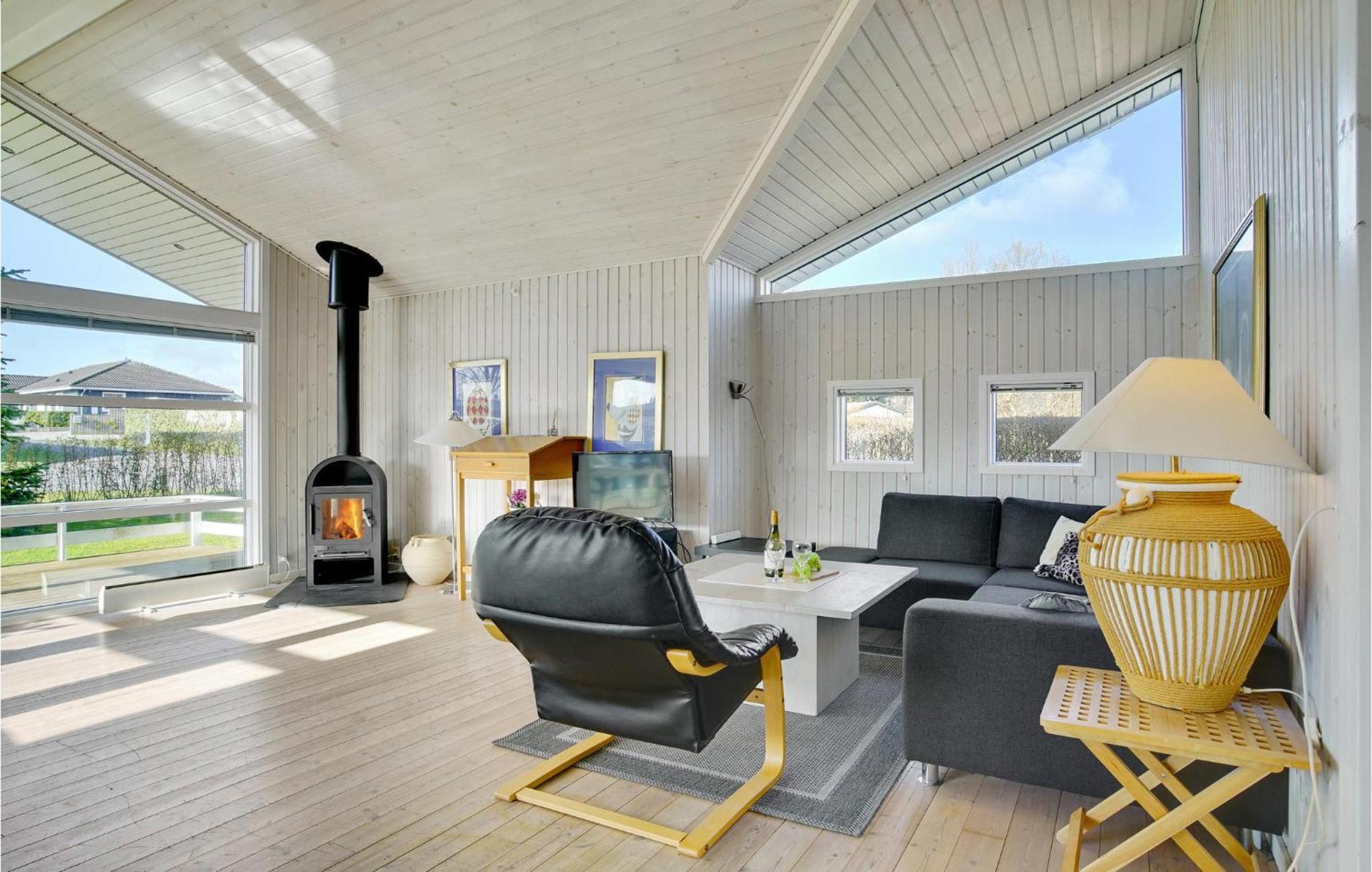 Awesome Home In Stroby With Wifi 外观 照片
