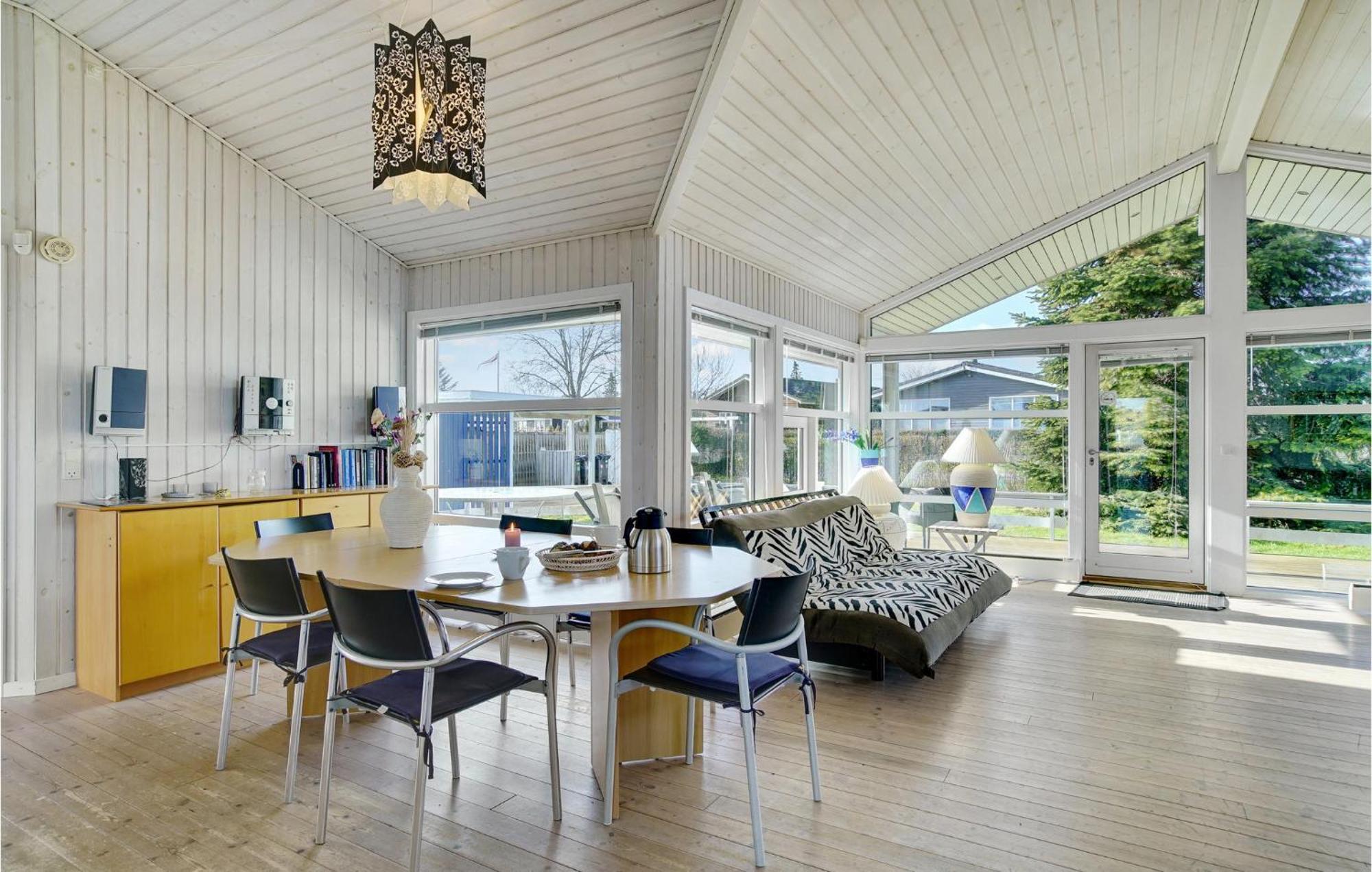 Awesome Home In Stroby With Wifi 外观 照片